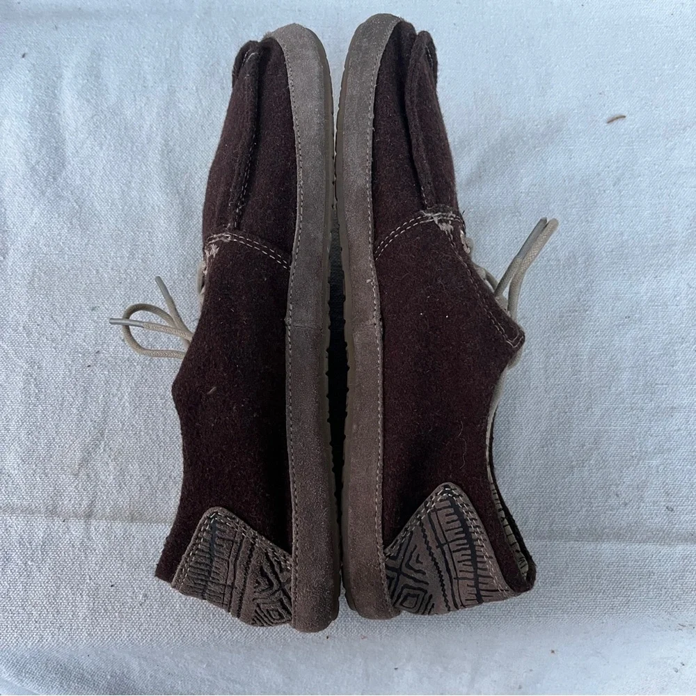EUC Sanuk Mainsteez Men's Boat Shoes Brown Wool Suede Textile Casual Slip Ons